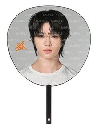 MOA CON 日巡 扇子 