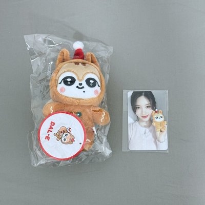 現貨全新 minive 聖誕娃(含卡)