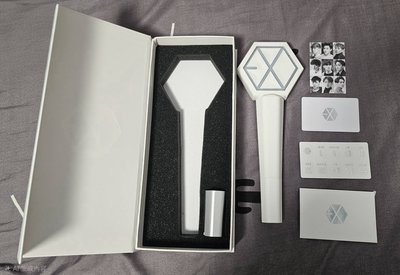 二代手燈 含原盒配置