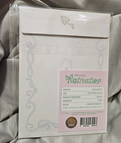 雨琦 Yuqi Motivation 快閃店 明信片 拆售，每張都是近全新，無瑕疵