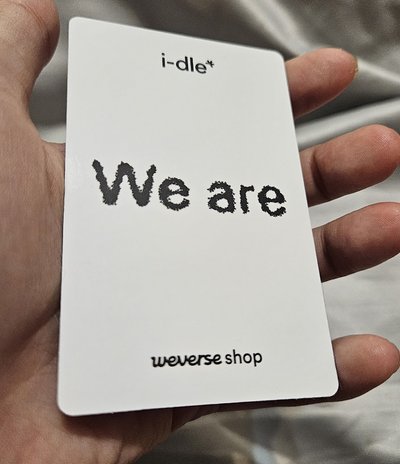 i-dle 迷八 We are weverse wvs 預售 團卡 團體卡 特典卡，近全新，無瑕疵