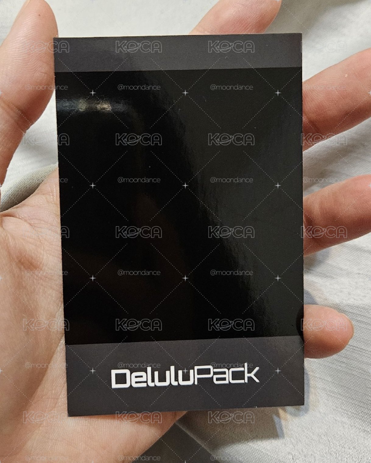 KiiiKiii Delulu Pack 京東 預售 特典卡 拍立得 Sui 戴黑帽款式