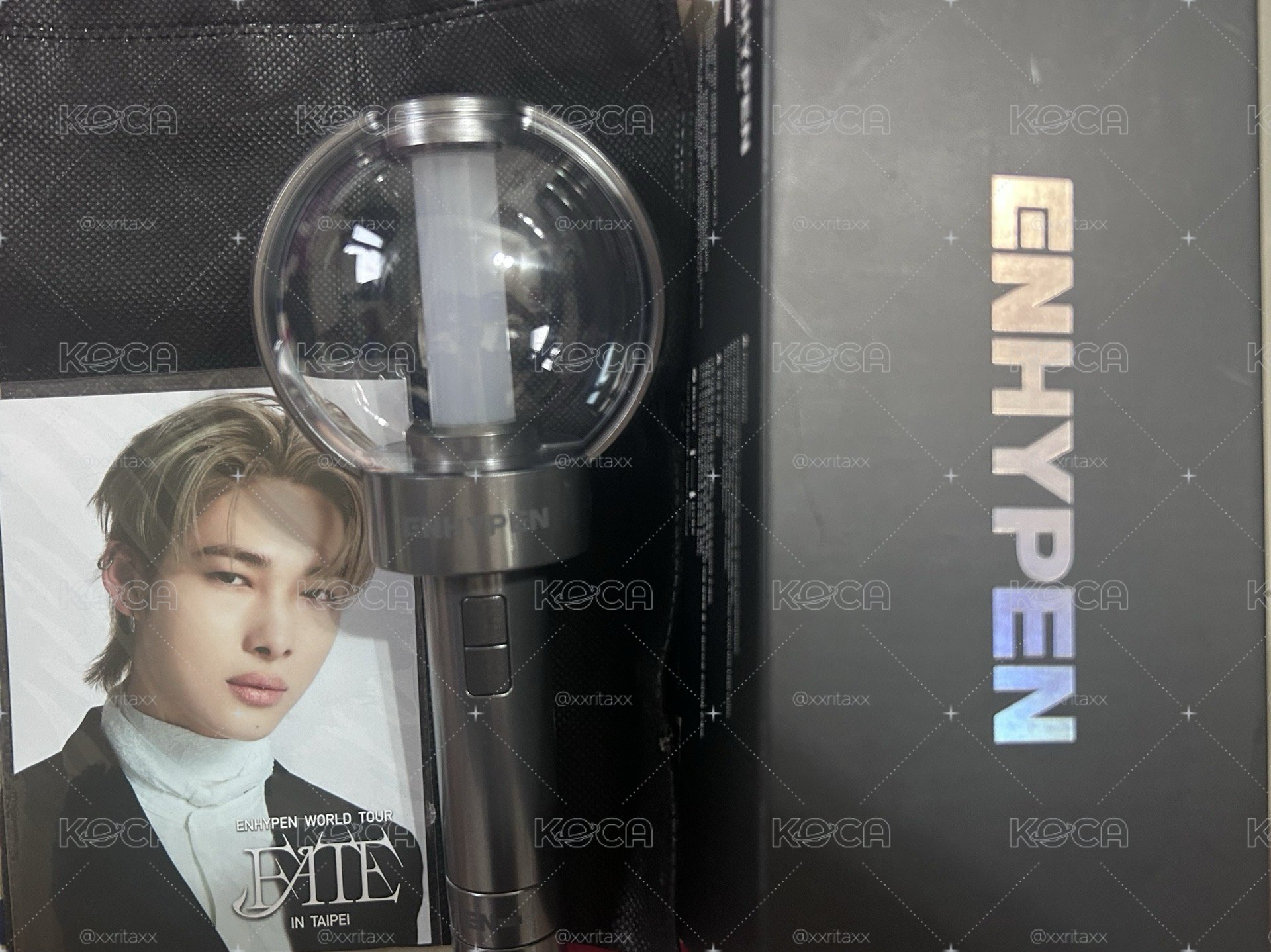 ENHYPEN 一代手燈 （含卡）+台北入場明信片