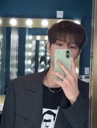 수아무