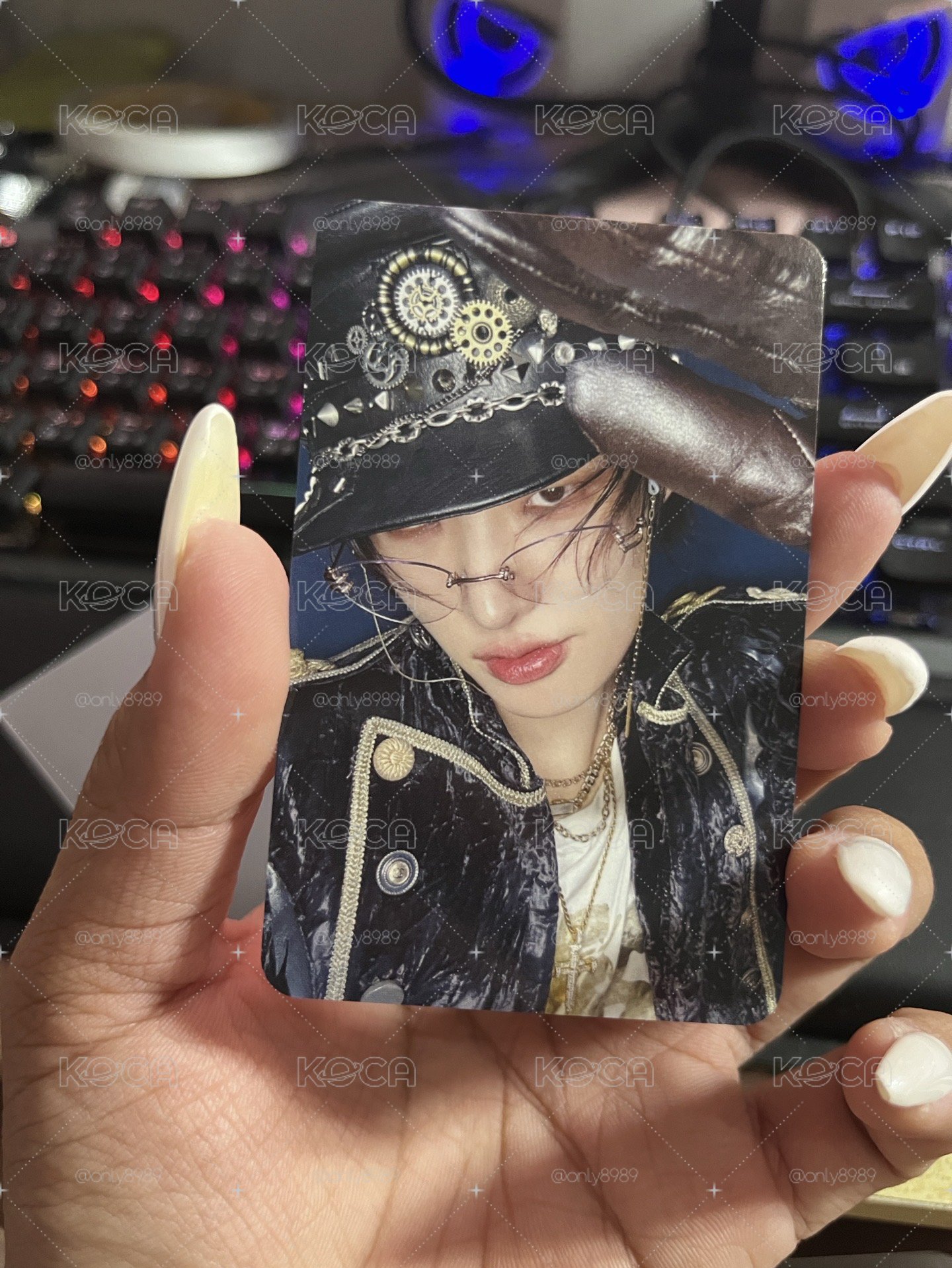 摸頭旼 來給公主摸摸頭💗
