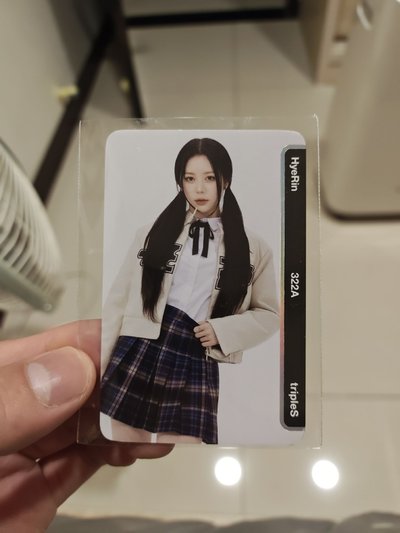 S2 Hyerin 小卡