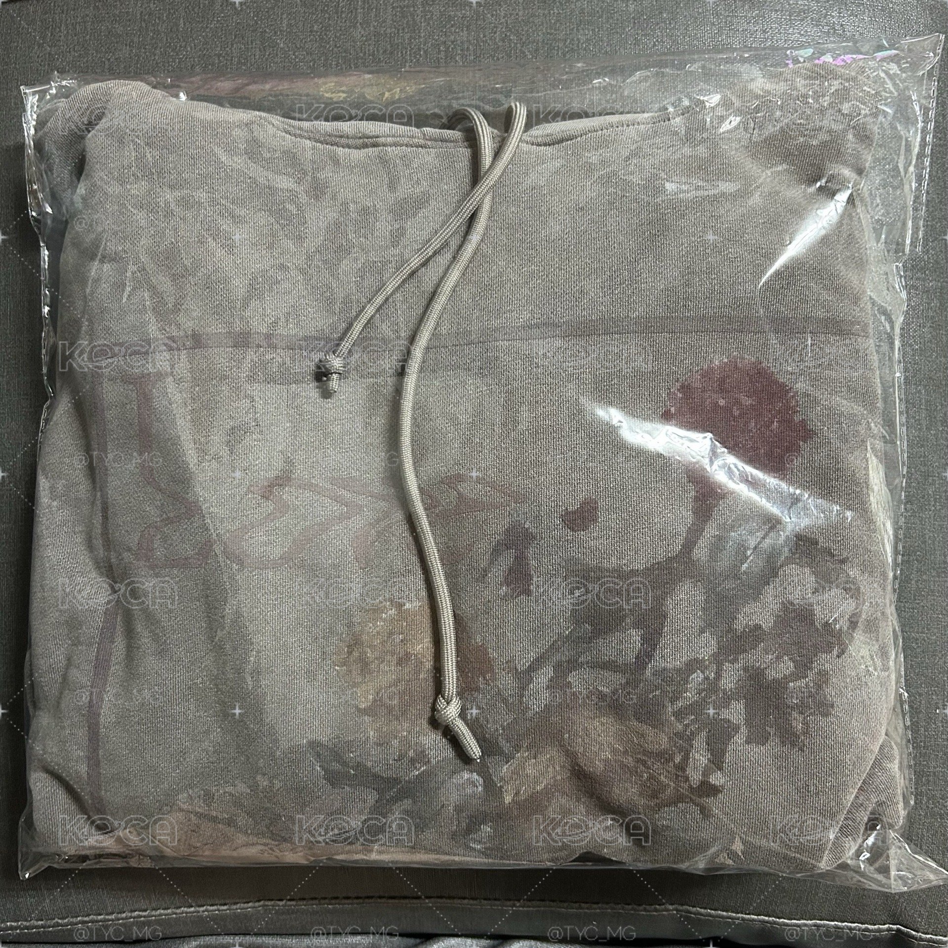 辰設計帽T（包含兩張隨機滿額卡）