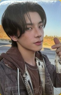 迷七 yzy 2.0 幸運卡 
