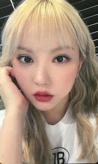 eunha生日禮 周邊卡 鑰匙圈卡