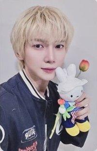 GH4 fromm 幸運卡 A RABBIT WITH A FLOWER VER.