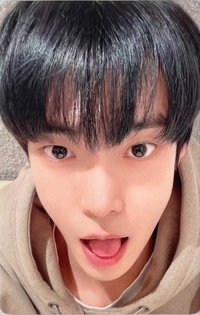 2021大隊 yzy 1.0 簽售卡 吐舌貂