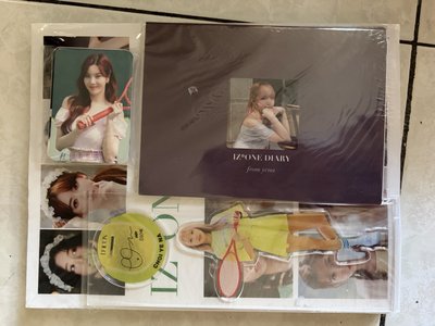 （全新未拆含小卡）IZ*ONE 舊DICON 雜誌 