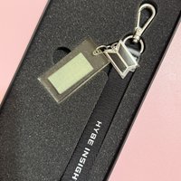 Hybe博物館 鑰匙圈吊飾 打歌服吊飾