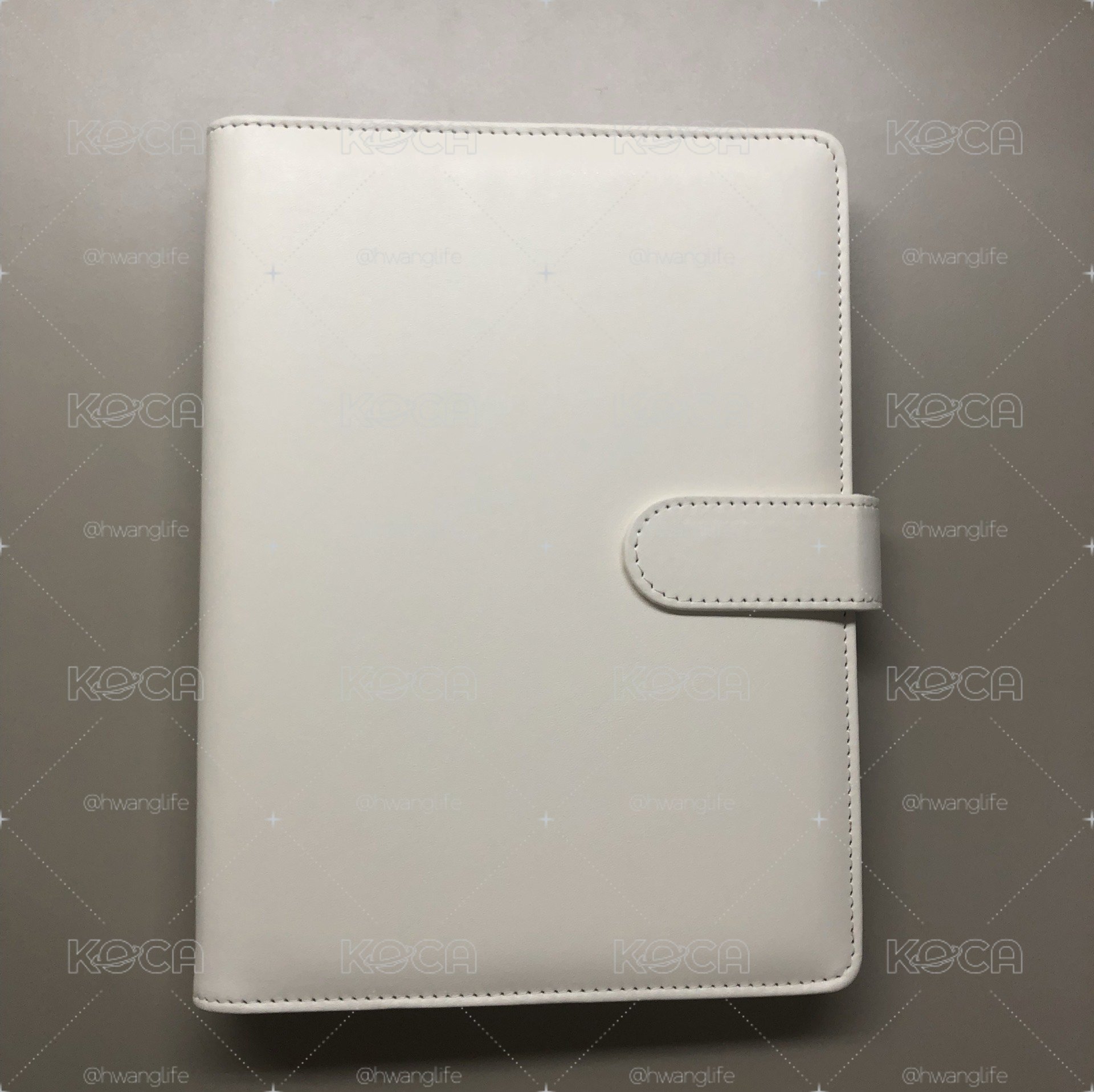 白色四宮格卡冊
