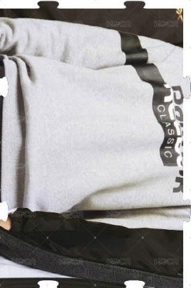 REEBOK   拼圖卡 簽售卡  背面