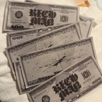 有摺痕（自行看圖）