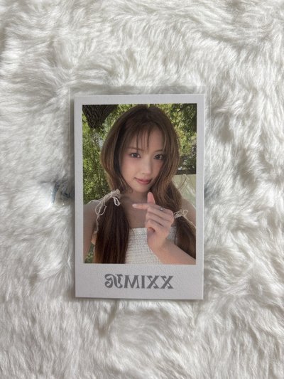 Jiwoo 正規一快閃 el week2 滿額卡 拍立得