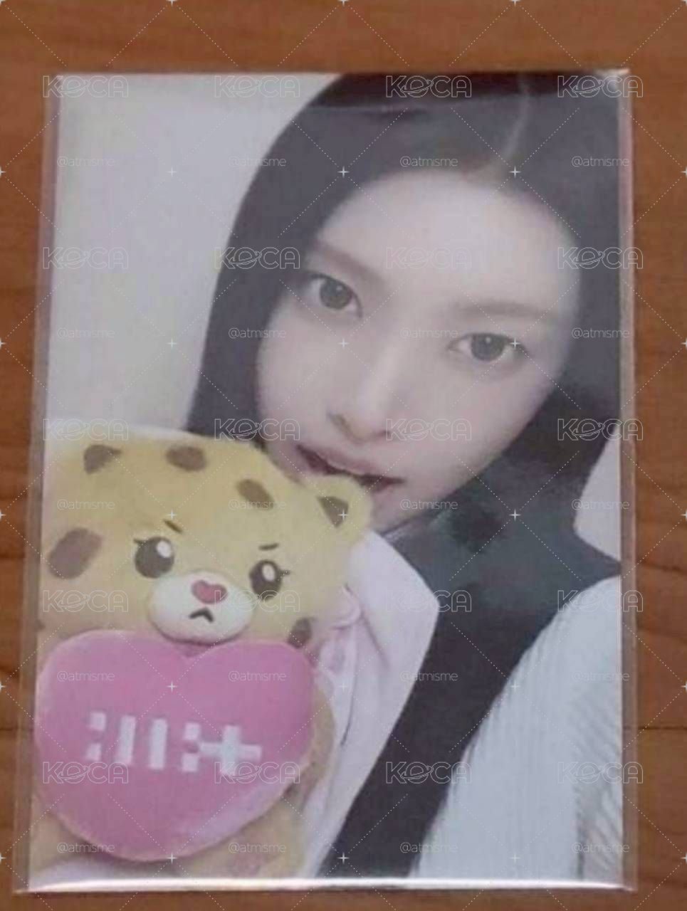 illit YUNAH 二週年紀念 滿額卡 