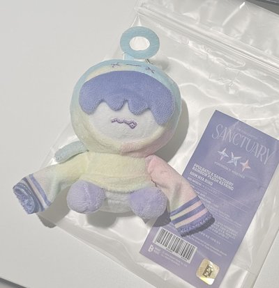 TXT 休寧凱 彩虹淡顏哼呀寧 角巴兔 坐娃