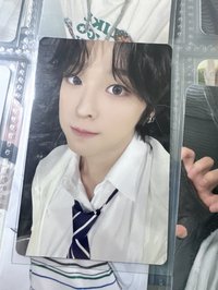 yzy中背（陸見不平喵喵喵）