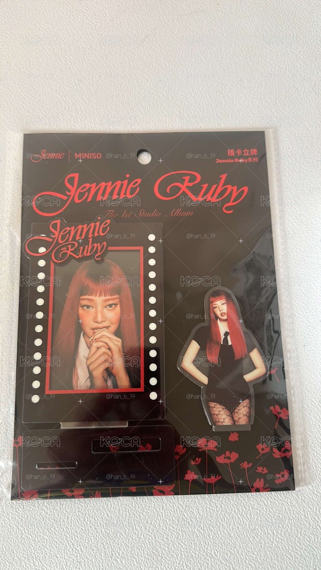 Jennie 名創優品Miniso插卡立牌  