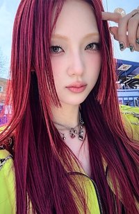 出道單曲 打歌卡 賽車服