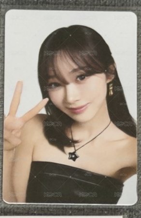 GISELLE臉頰比✌️