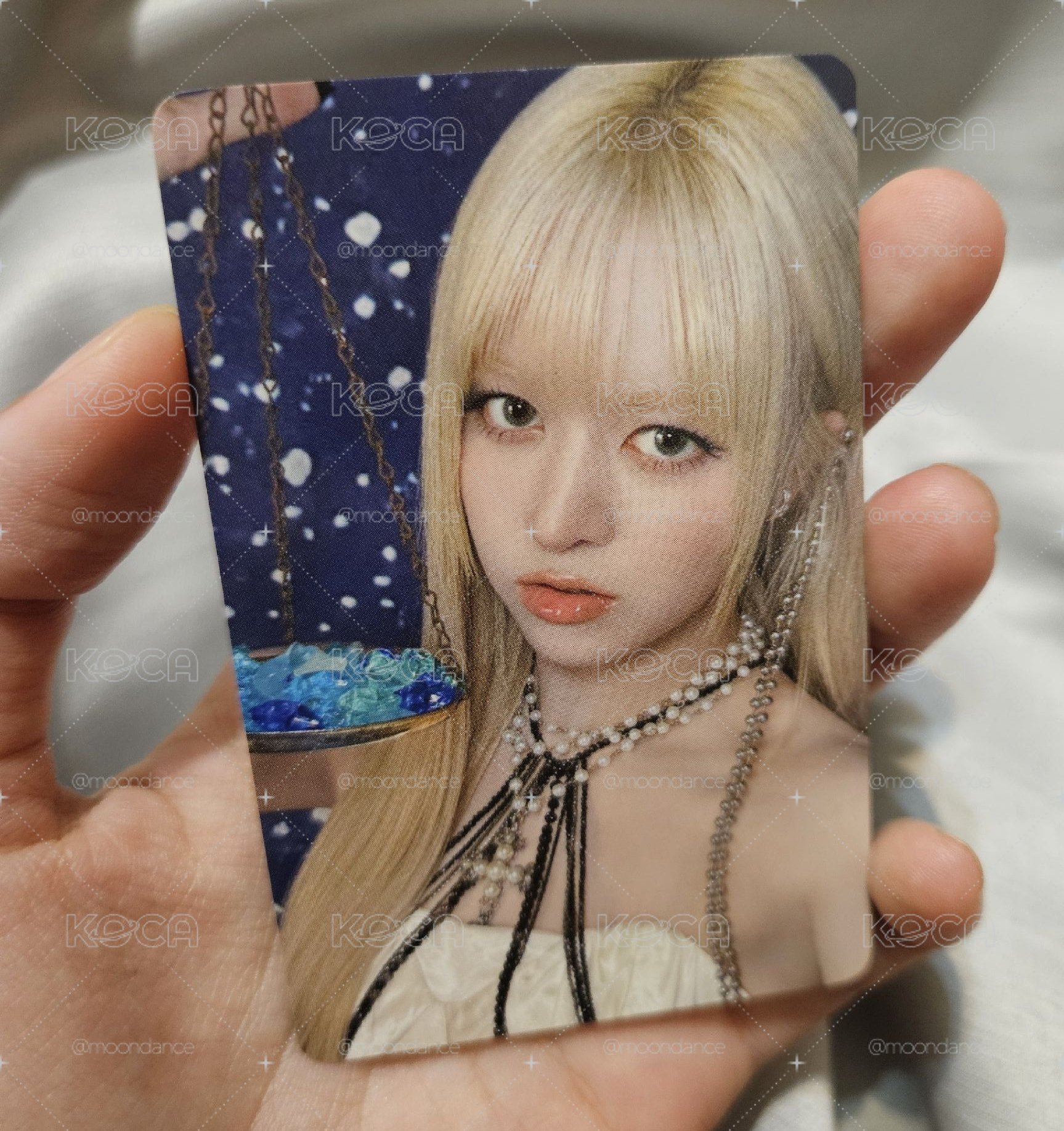 NMIXX 世巡快閃 fans 立牌 周邊卡 莉莉 Lily 立牌卡，近全新，無瑕疵
