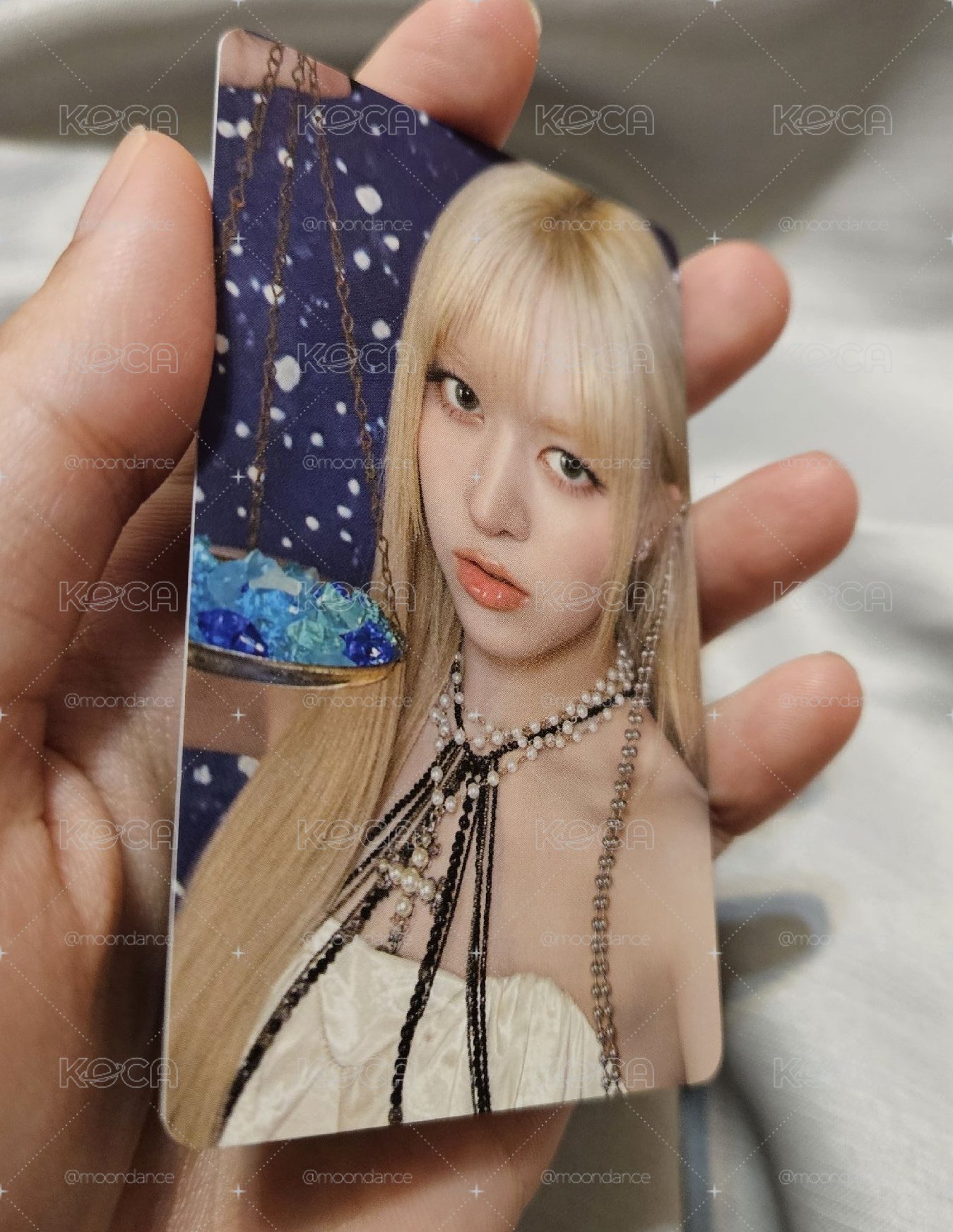 NMIXX 世巡快閃 fans 立牌 周邊卡 莉莉 Lily 立牌卡，近全新，無瑕疵