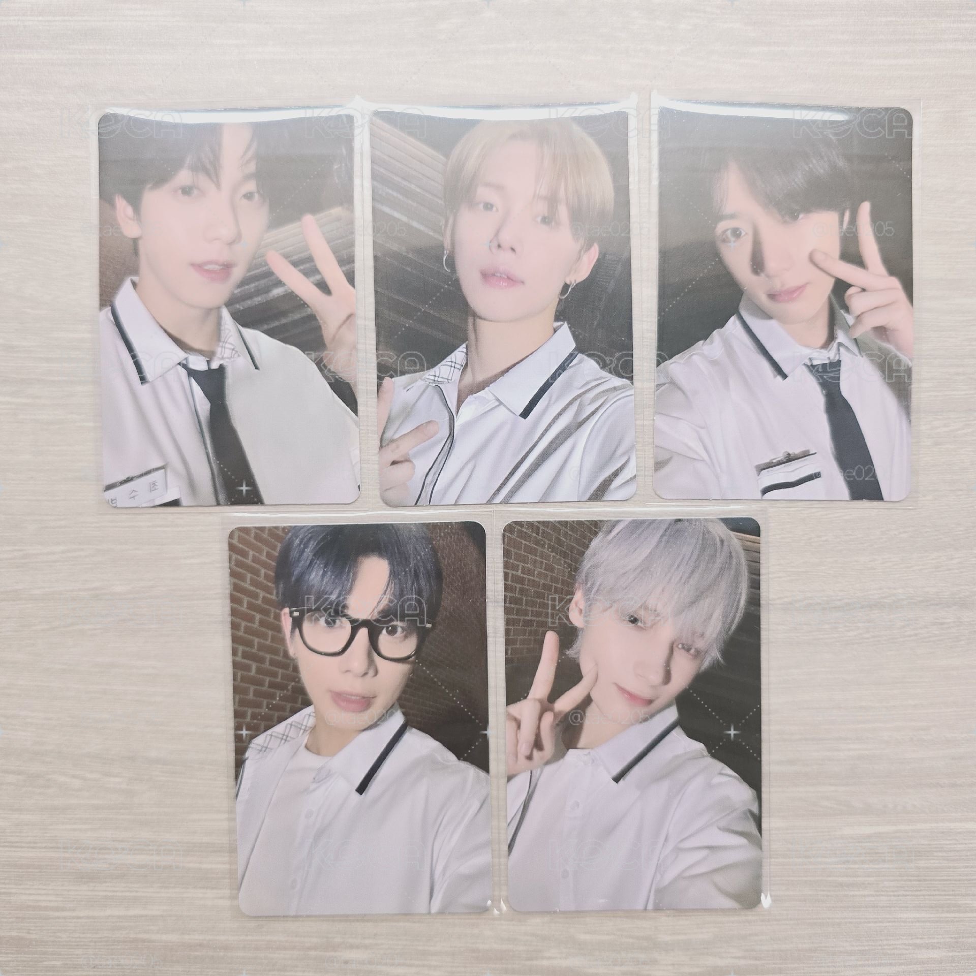 TXT 正四 CU A版 特典卡 一套不拆