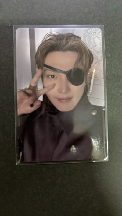 ATEEZ 5元專卡