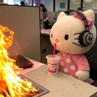 溱溱.