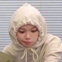 채채a y