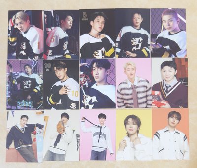 SEVENTEEN 2025 HOME 徽章 衣服吊飾 隨機卡
