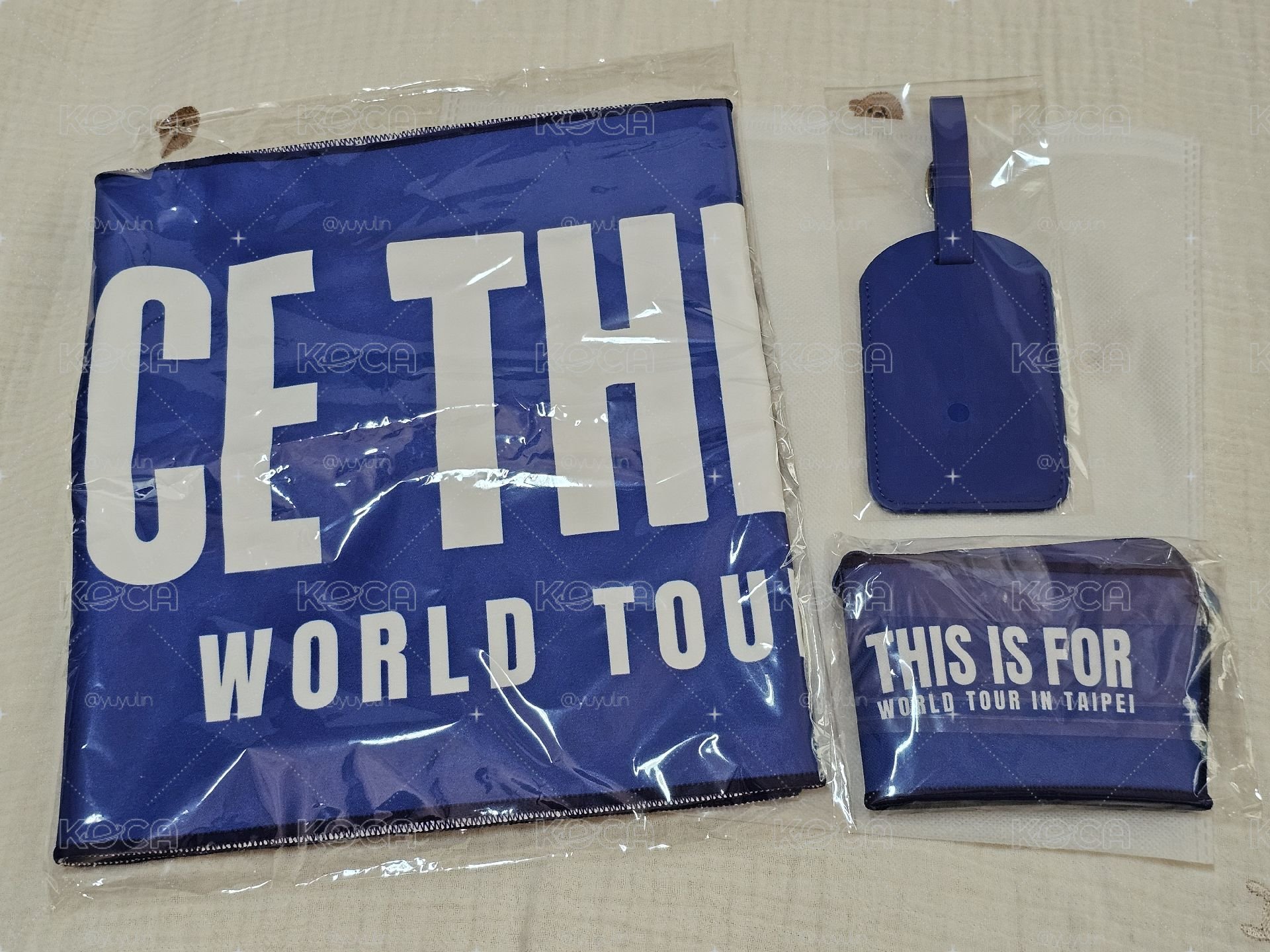 THIS IS FOR TWICE台北VIP禮