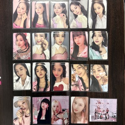 TWICE 正規三 Formula of love 專卡