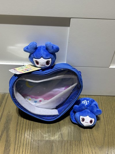 Tzuvely 痛包 髮圈