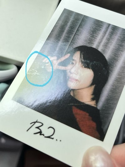 崔杋圭 正規三 yzy 元旦復刻拍立得