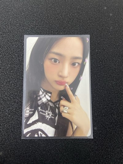 專輯卡 Minji 