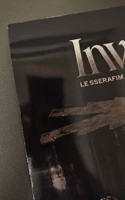 LE SSERAFIM VR海報 有損！
