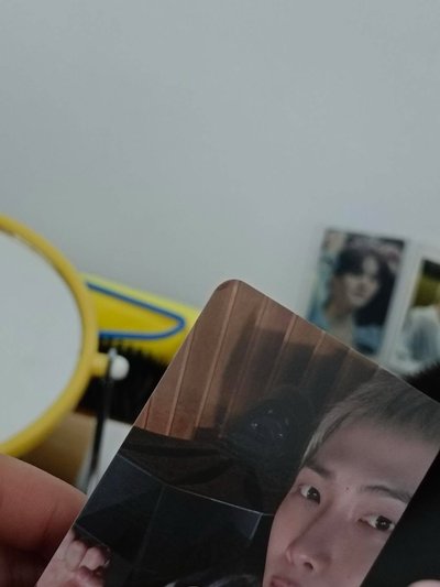 BTS 正五專卡 + living legend（除了田柾國其他都有
