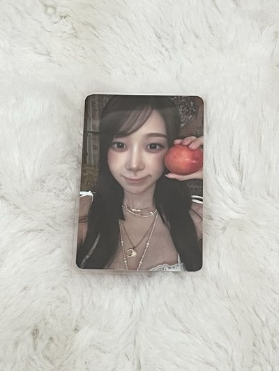 Giselle 年曆卡包隨機卡