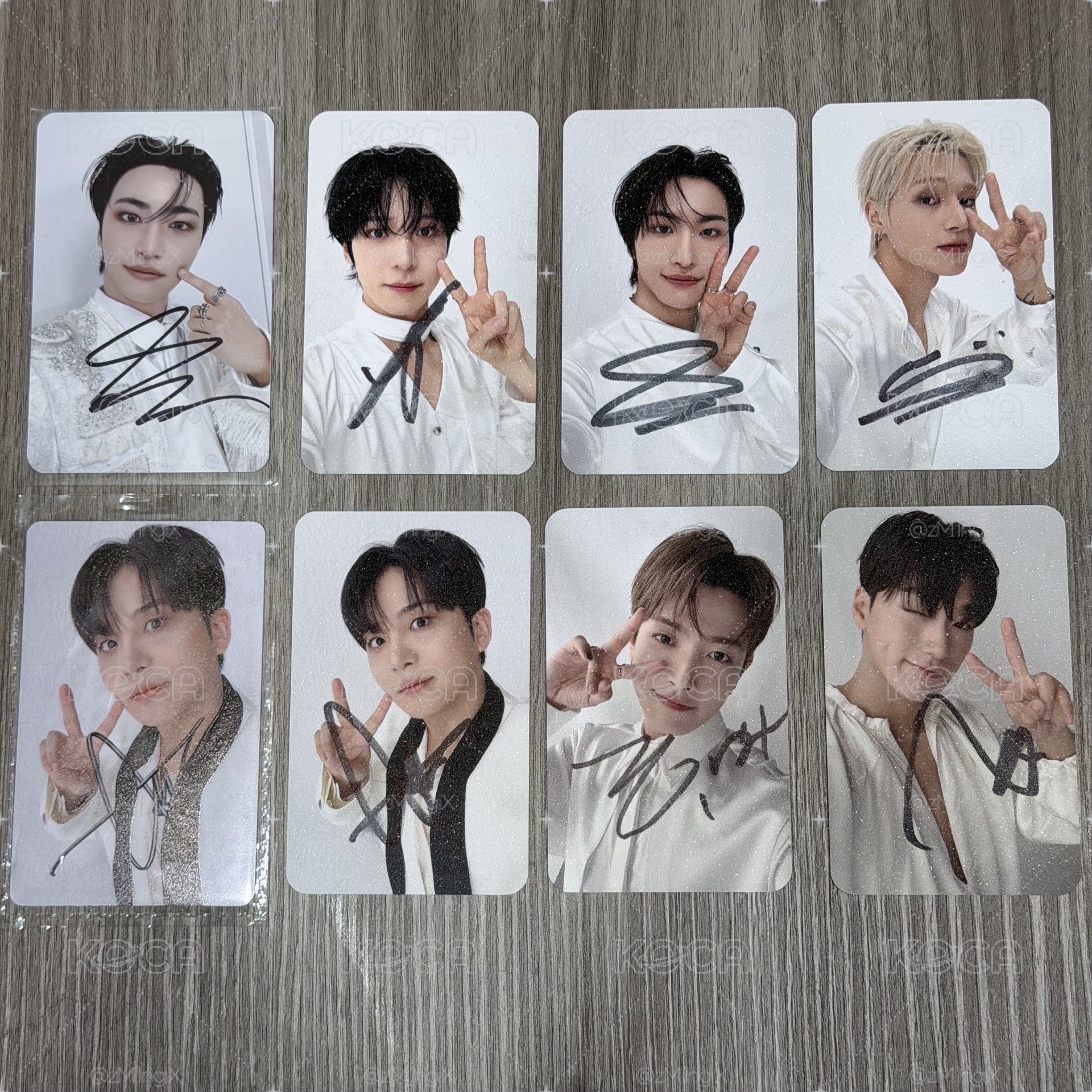 ATEEZ 親簽卡