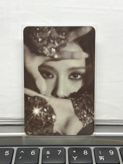 ME 周邊卡 黑版折疊小卡組 JISOO