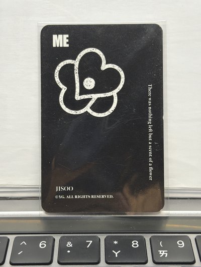 ME 周邊卡 黑版折疊小卡組 JISOO