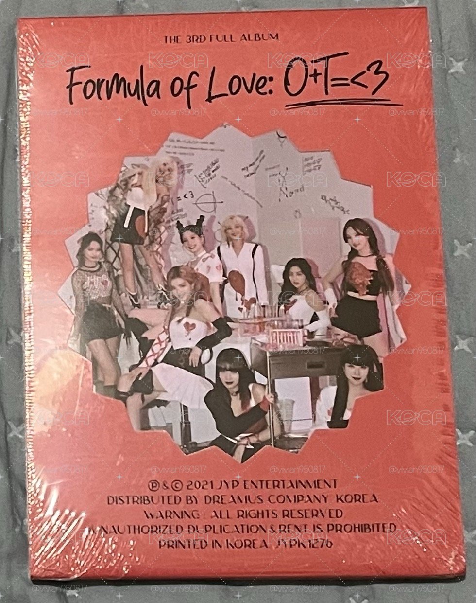 TWICE 專輯《Formula of Love: O+T=<3》