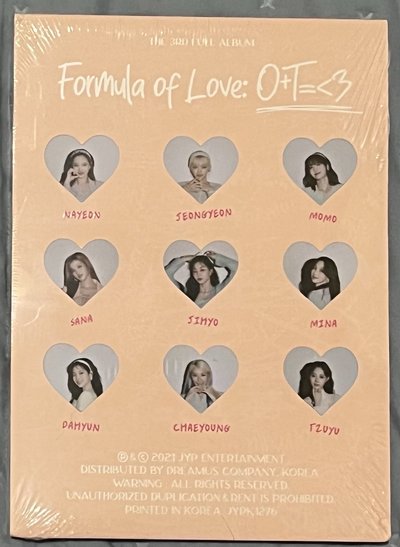 TWICE 專輯《Formula of Love: O+T=<3》