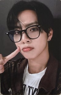 SEVENTOEIGHT 1st single km 拍立得合照 簽售卡 眼鏡