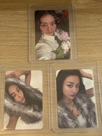 手摸頭卡