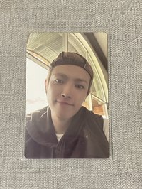 中反戴帽